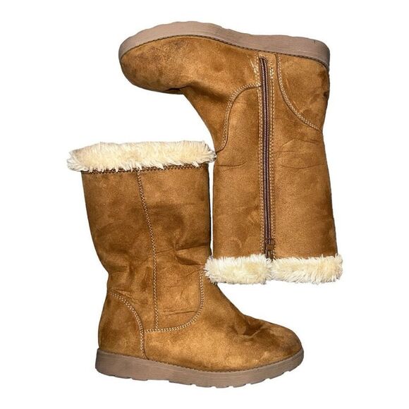 CAT & JACK cognac brown fur boot // Girls 2 - Picture 2 of 6